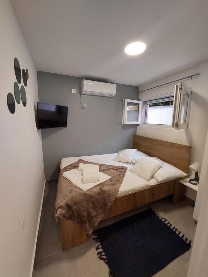 Apartman Karla Ядрия Екстериор снимка